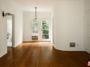 2320 N Beachwood Drive, Los Angeles CA 90068