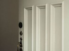 2320 N Beachwood Drive, Los Angeles CA 90068