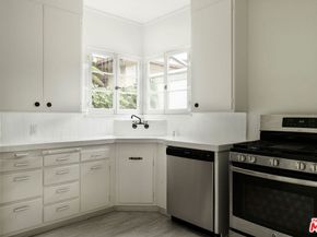 2320 N Beachwood Drive, Los Angeles CA 90068