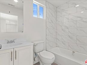 707 W 80th Street, Los Angeles CA 90044
