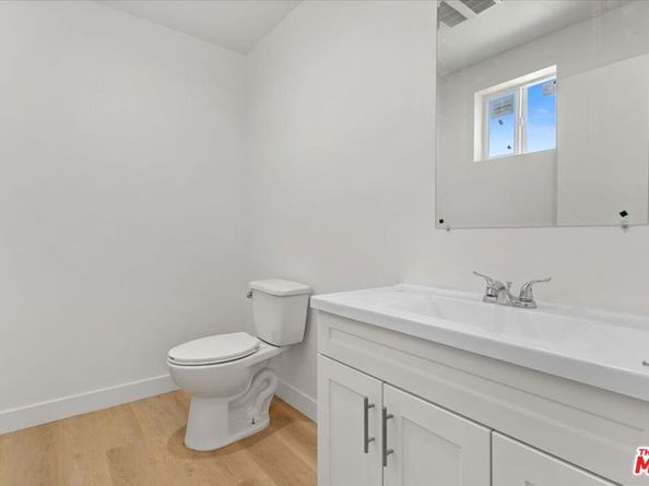 707 W 80th Street, Los Angeles CA 90044