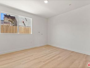 707 W 80th Street, Los Angeles CA 90044