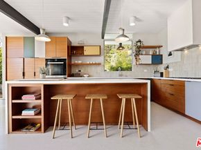 1300 Monument Street, Pacific Palisades CA 90272