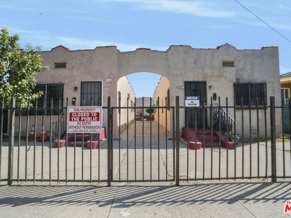 9916 Beach Street, Los Angeles CA 90002