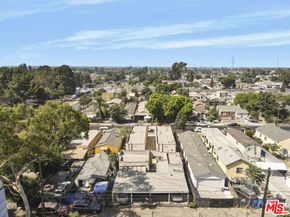 9916 Beach Street, Los Angeles CA 90002