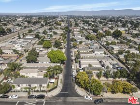 9916 Beach Street, Los Angeles CA 90002