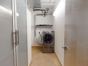 1111 S Grand Avenue 702, Los Angeles CA 90015