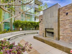 1111 S Grand Avenue 702, Los Angeles CA 90015
