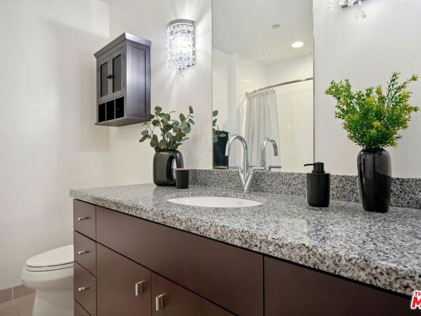 1100 Wilshire Boulevard 2709, Los Angeles CA 90017