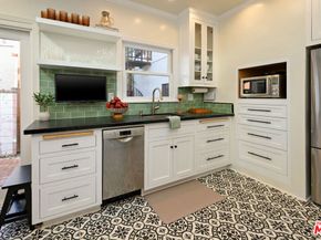 502 N Gardner Street, Los Angeles CA 90036