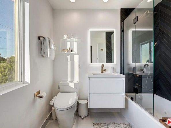 2308 Schader Drive 314, Santa Monica CA 90404