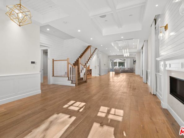 12345 Huston Street, Valley Village CA 91607