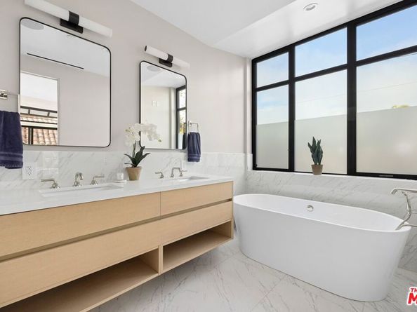 1037 21st Street, Santa Monica CA 90403