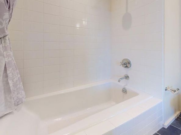 1155 S Grand Avenue 801, Los Angeles CA 90015