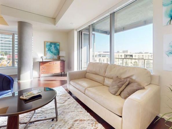 1155 S Grand Avenue 801, Los Angeles CA 90015