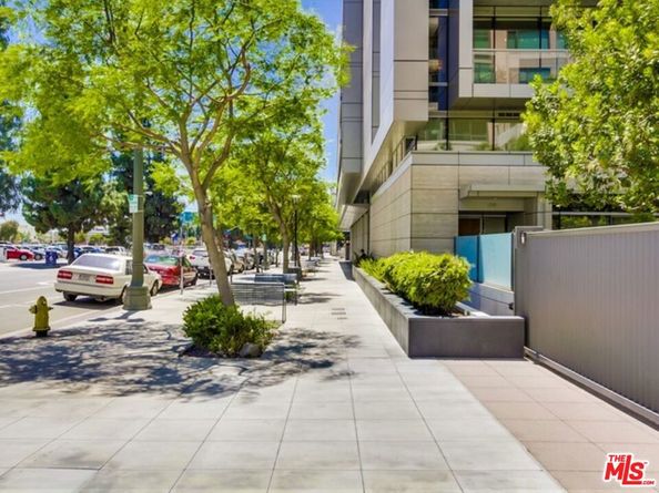1155 S Grand Avenue 801, Los Angeles CA 90015