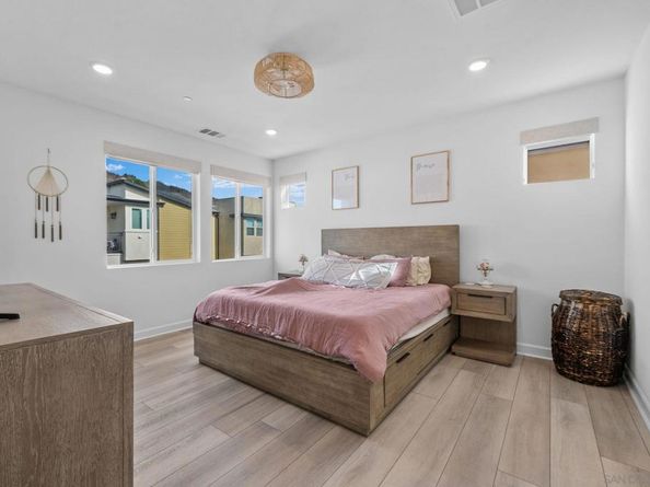 8133 Rose Quartz Circle, San Diego CA 92126