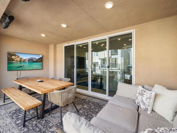 8133 Rose Quartz Circle, San Diego CA 92126