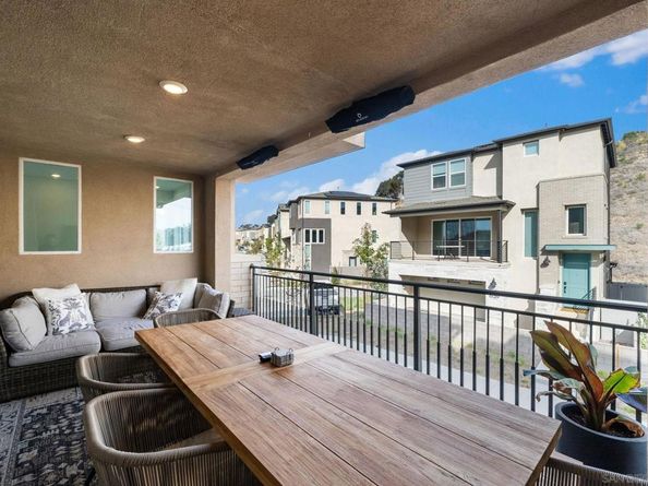 8133 Rose Quartz Circle, San Diego CA 92126