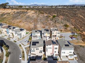 8133 Rose Quartz Circle, San Diego CA 92126