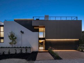 2635 Hargrave Drive, Los Angeles CA 90068