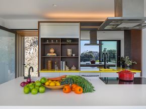 2635 Hargrave Drive, Los Angeles CA 90068