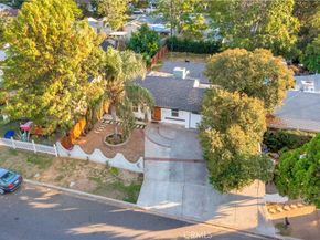 22142 Wyandotte, Canoga Park CA 91303