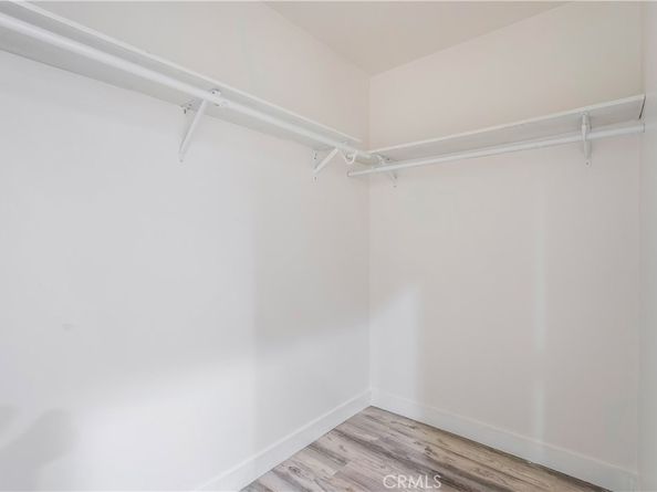 22142 Wyandotte, Canoga Park CA 91303