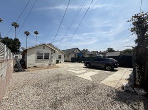 862 E 49th Street, Los Angeles CA 90011