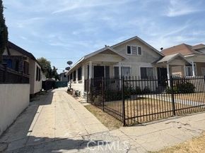 862 E 49th Street, Los Angeles CA 90011
