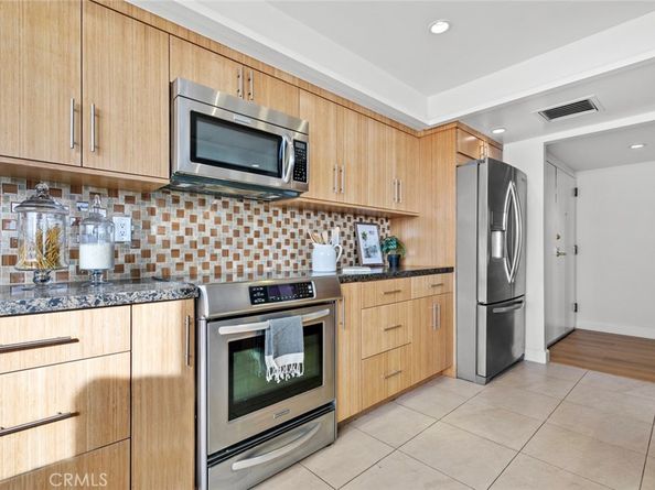 343 Pioneer Dr 1101, Glendale CA 91203