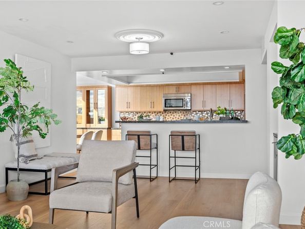 343 Pioneer Dr 1101, Glendale CA 91203