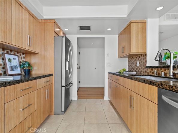 343 Pioneer Dr 1101, Glendale CA 91203