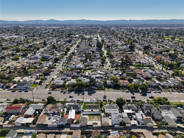 12317 Roscoe, Sun Valley CA 91352