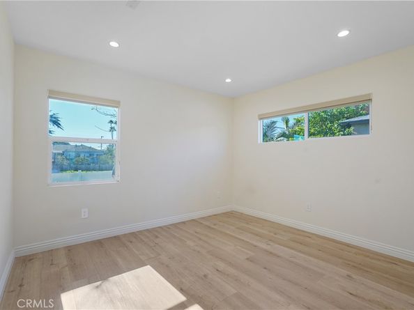 12317 Roscoe, Sun Valley CA 91352