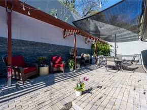 2239 Laurel Canyon, Los Angeles CA 90046