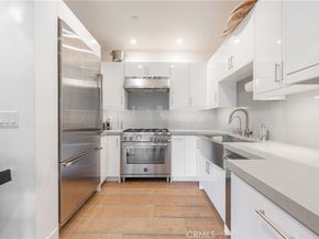 2239 Laurel Canyon, Los Angeles CA 90046