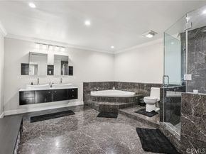 6850 Longridge Avenue, North Hollywood CA 91605