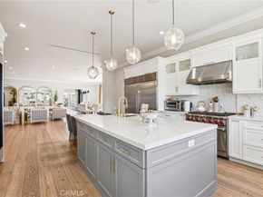 6850 Longridge Avenue, North Hollywood CA 91605