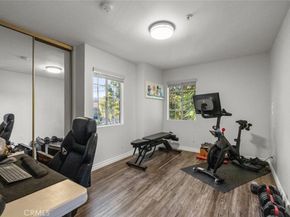 1245 Grandview Avenue 4, Glendale CA 91201