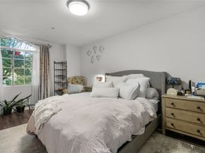 1245 Grandview Avenue 4, Glendale CA 91201