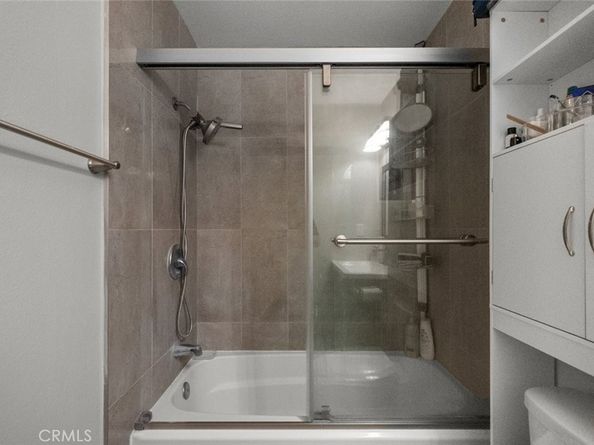 1245 Grandview Avenue 4, Glendale CA 91201