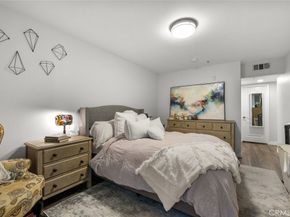 1245 Grandview Avenue 4, Glendale CA 91201