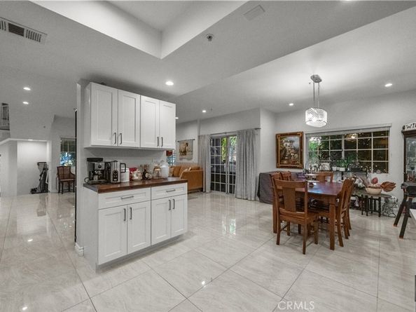 1245 Grandview Avenue 4, Glendale CA 91201