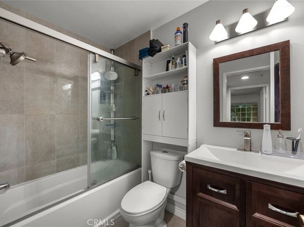 1245 Grandview Avenue 4, Glendale CA 91201