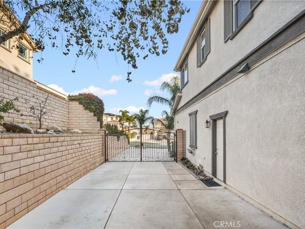 4814 Serrano Avenue, Fontana CA 92336