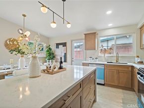 1042 Vineland, La Puente CA 91746