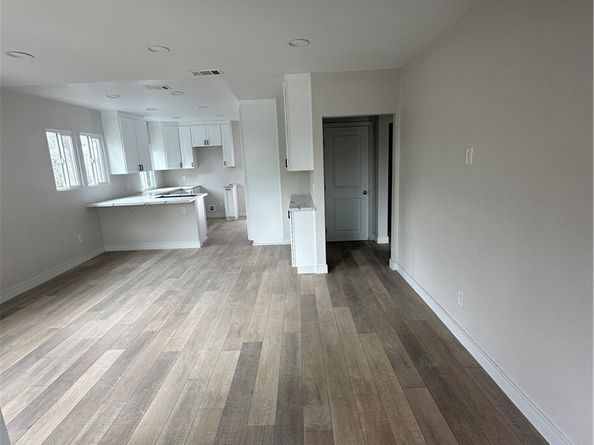 515 E Garfield Avenue, Glendale CA 91205