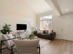 820 W Compton 24, Compton CA 90220