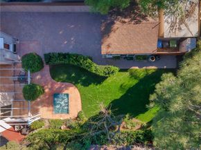 5233 Lemp Avenue, Valley Village CA 91601